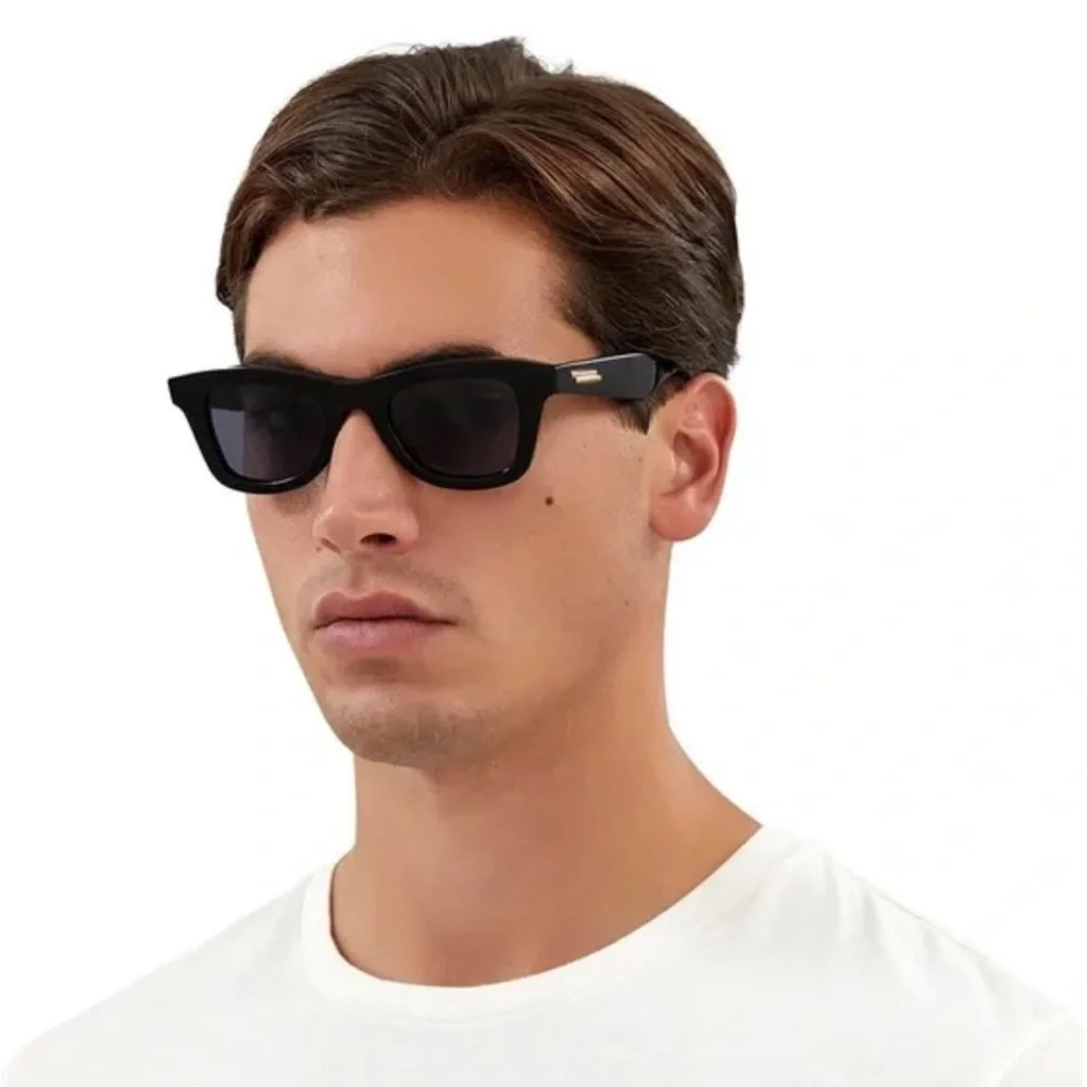 Like New Bottega Veneta Classic Ribbon Square Black Sunglasses w/Box
